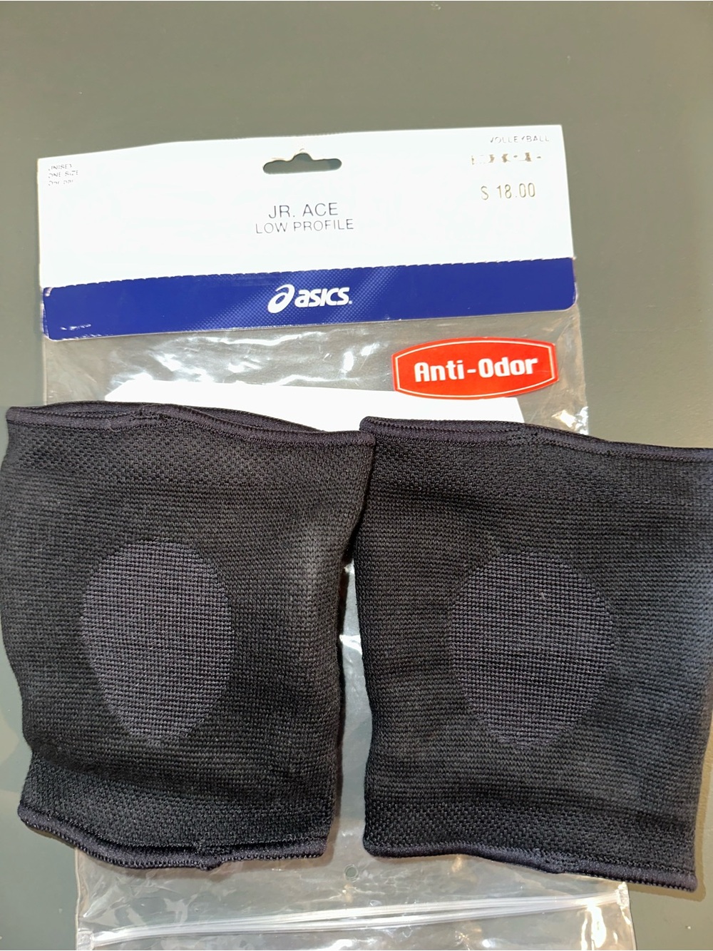 Asics Low Profile Volleyball Knee Pads - Picture 3 of 3